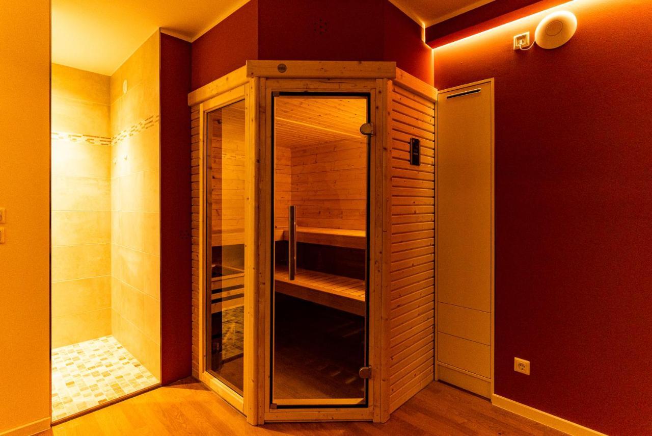 Zirchow Luxusferienhaus Fuchsbau - Mit Netflix, Playstation, Sauna, Sportraum Und Kamin מראה חיצוני תמונה